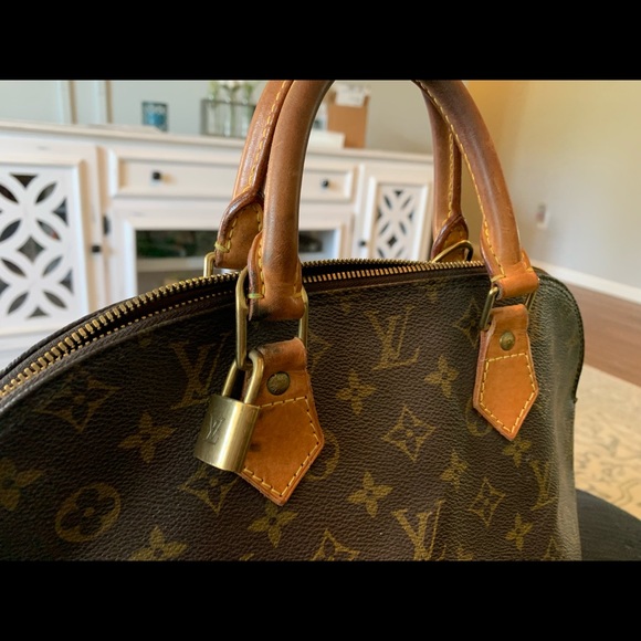 🔴SOLD🔴 Louis Vuitton Alma - Picture 3 of 6